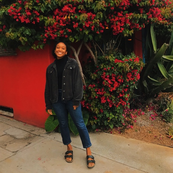 meet your posher 💕 - Picture 2 of 5